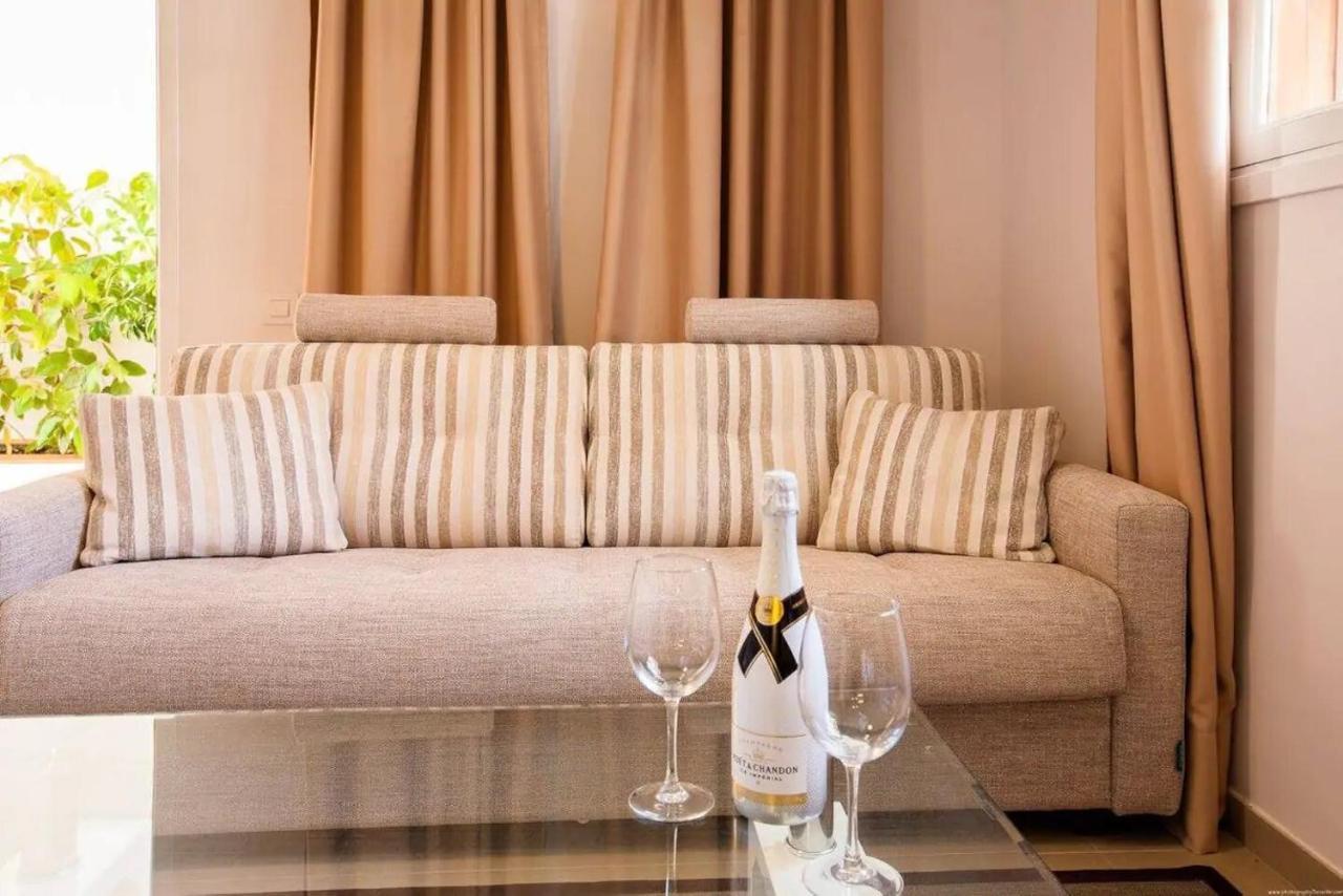 1 Bedroom Apartment For 4 People In Tenerife Costa Adeje  Exterior photo